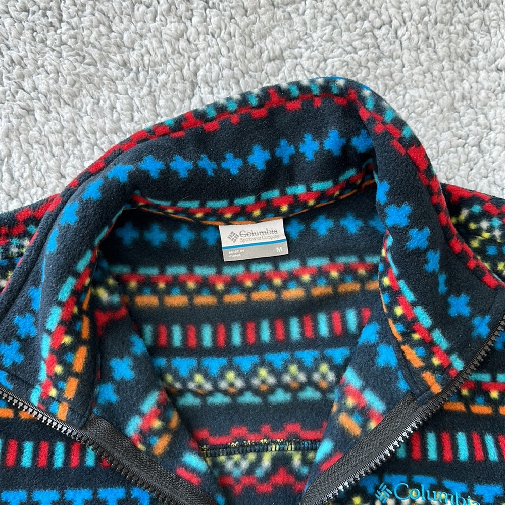 Women’s Columbia Fleece Black w/ Tribal Aztec Colorful Print full zip jacket Med - Picture 3 of 10